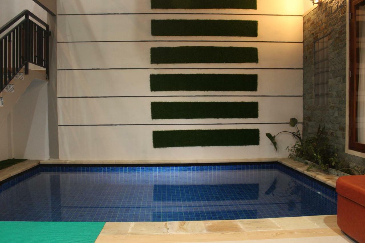 Family Villa Sanur Экстерьер фото